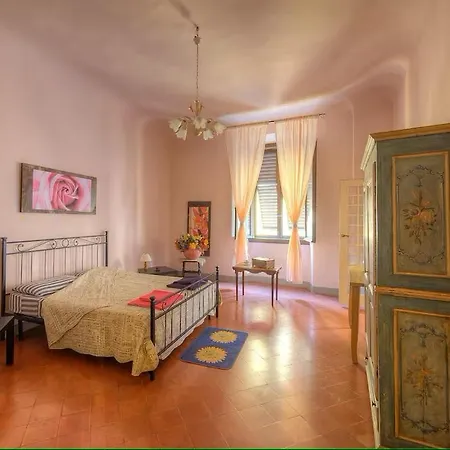 Historical Building Charming Apartment-2